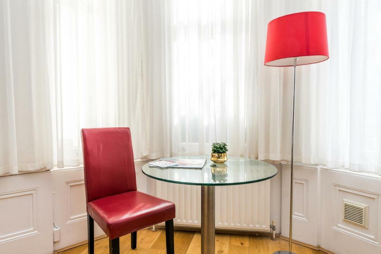 New 1 Bedroom Earls Court Flat Centre Of Londres Extérieur photo